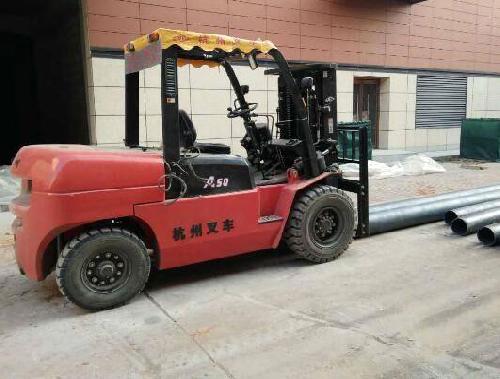 5吨燃油叉车